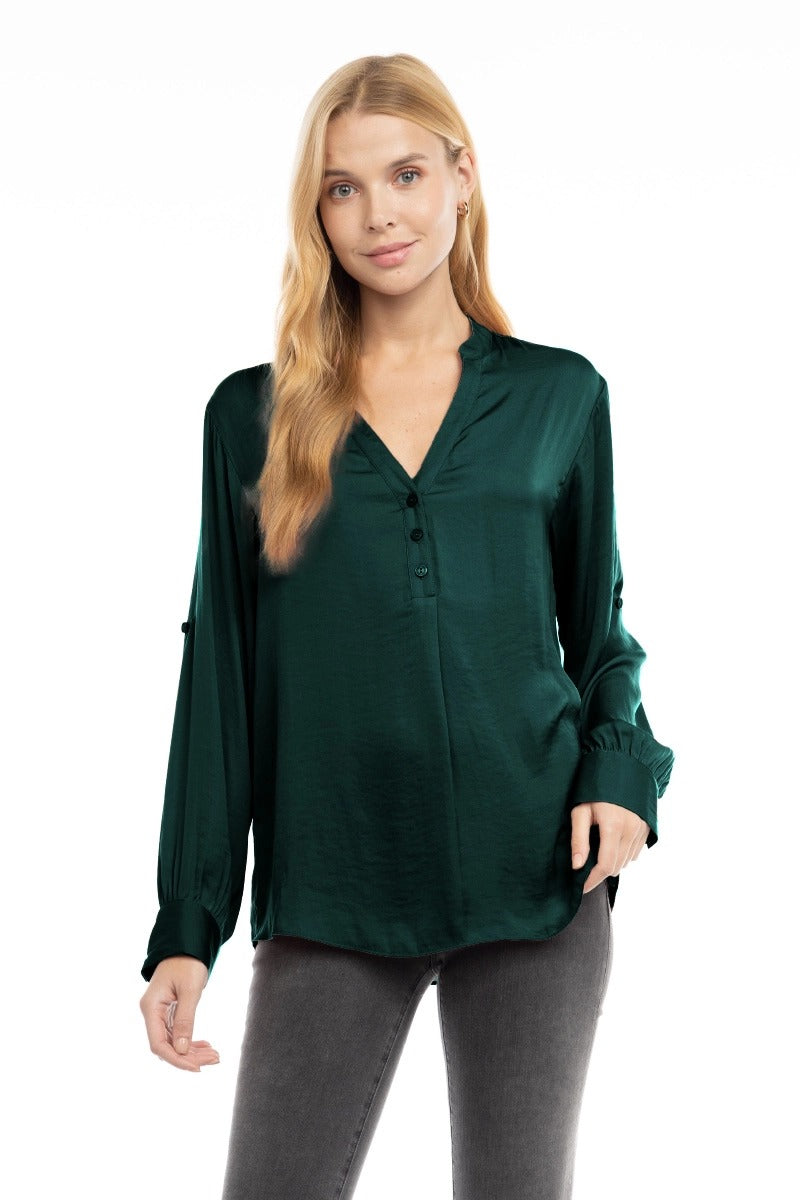 Blusa satinada cuello V