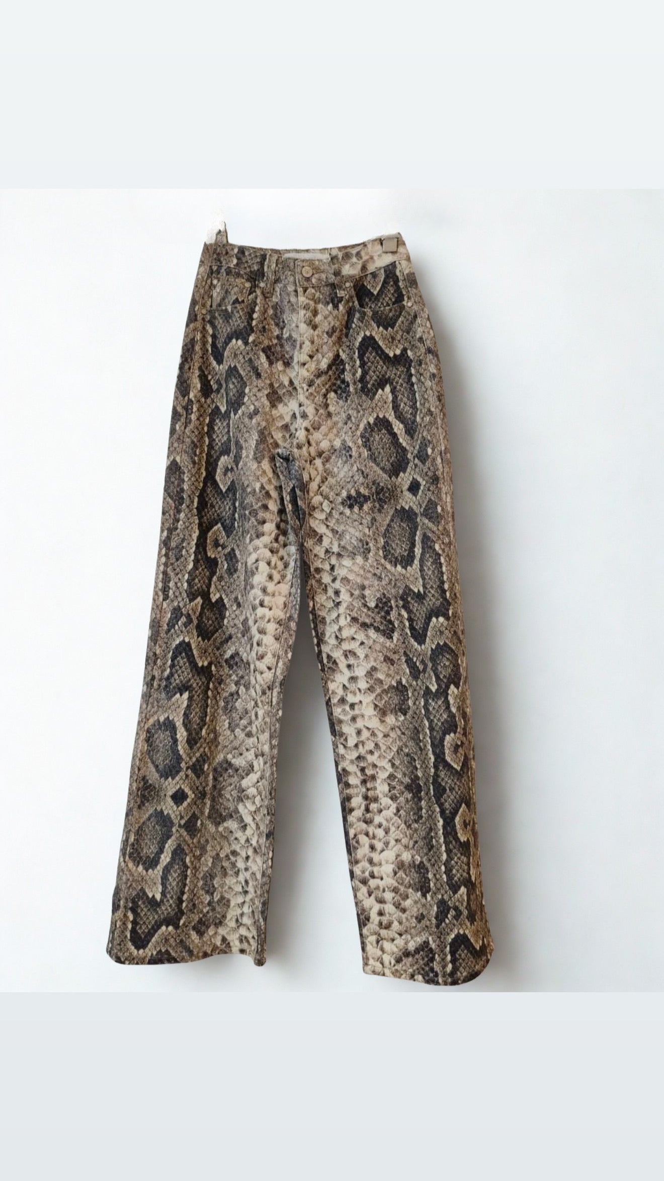 Pantalón recto con estampado animal print snake