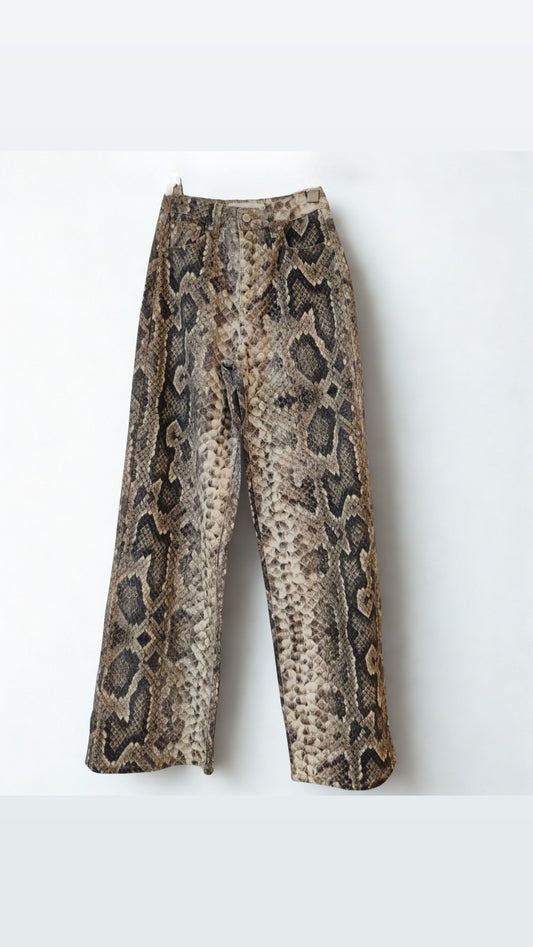 Pantalón recto con estampado animal print snake